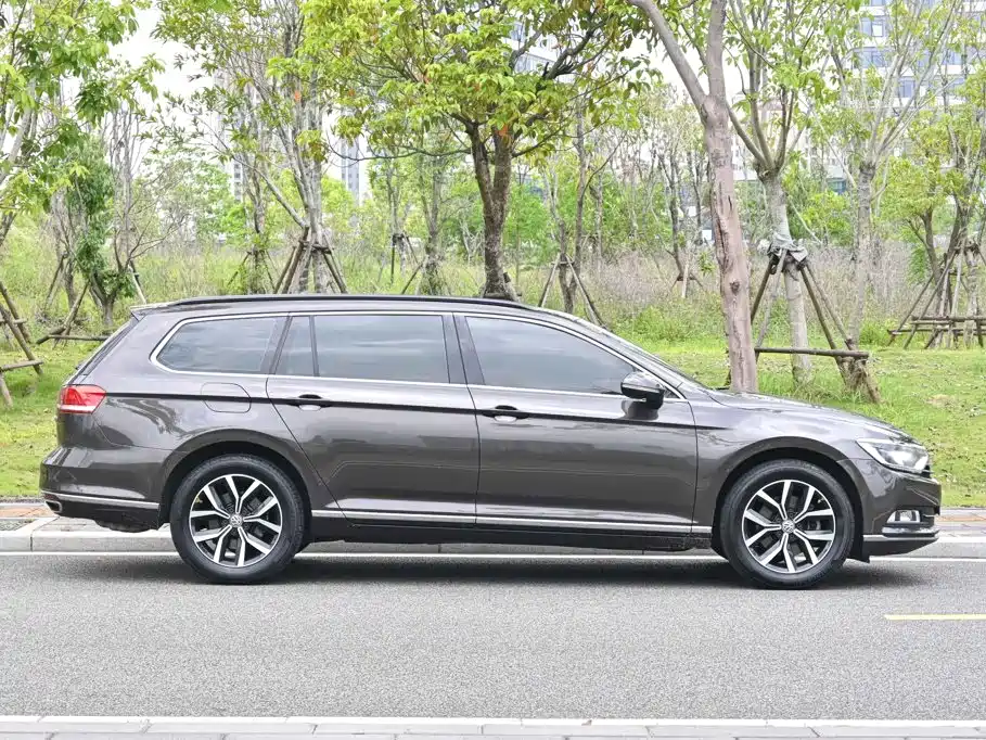 Volkswagen Viloran 2017 — фото 10