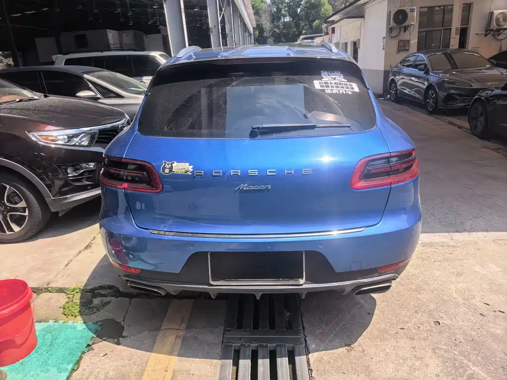 Porsche Macan 2015 — фото 13