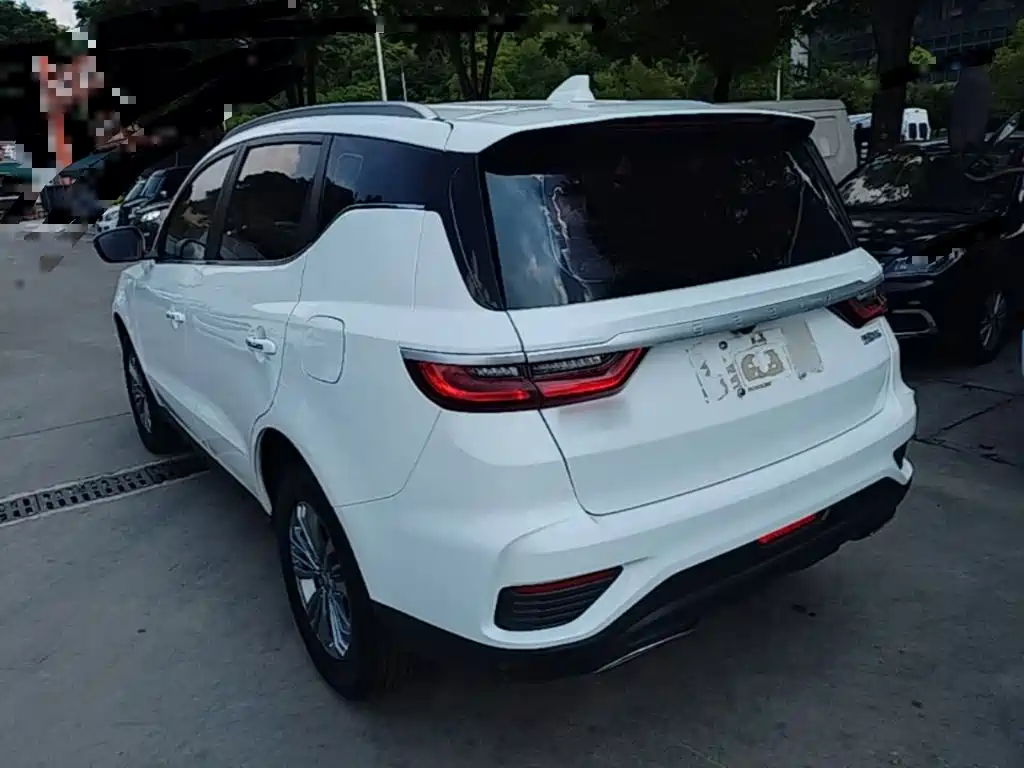 Geely Vision X6 2021
