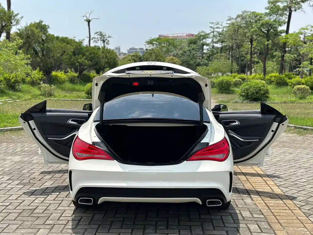 Mercedes-Benz CLA 2015 — фото 16