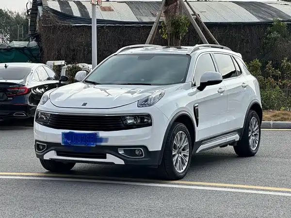 Lynk & Co 01 2017