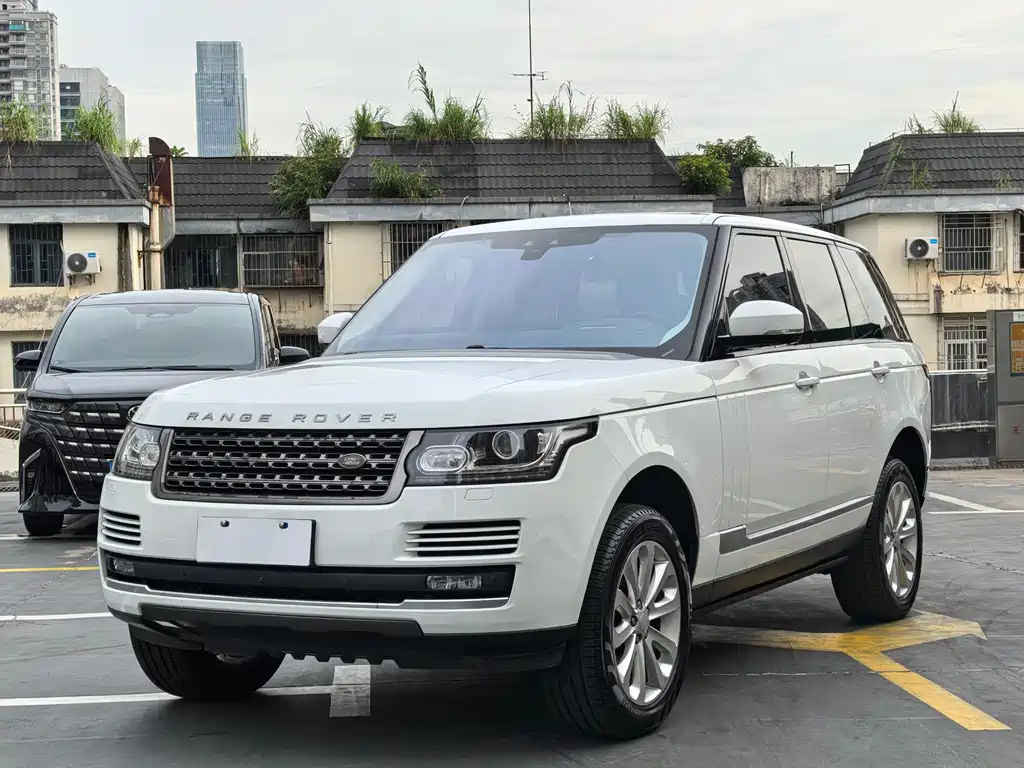 Land Rover Range Rover 2018 — фото 1