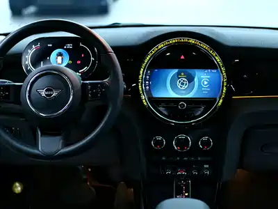 MINI MINI 2023