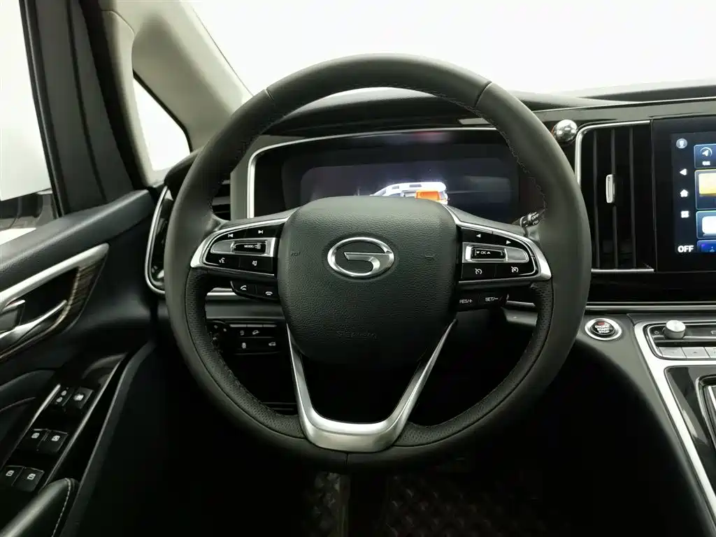 GAC Motor Trumpchi M8 2021 — фото 11