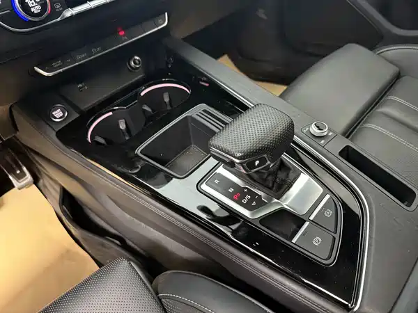 Audi A4L 2024