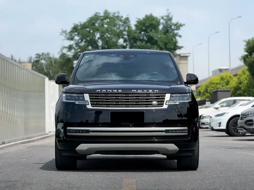 Land Rover Range Rover 2023 — фото 2