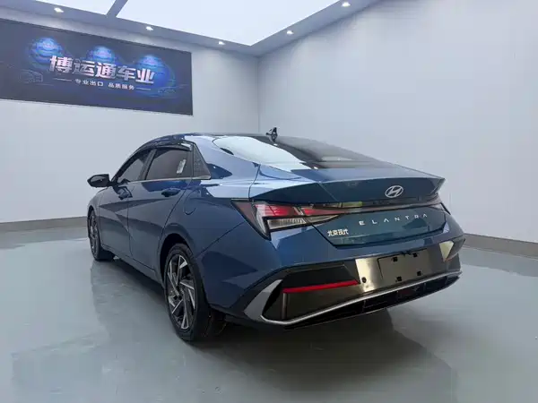 Hyundai Elantra 2024