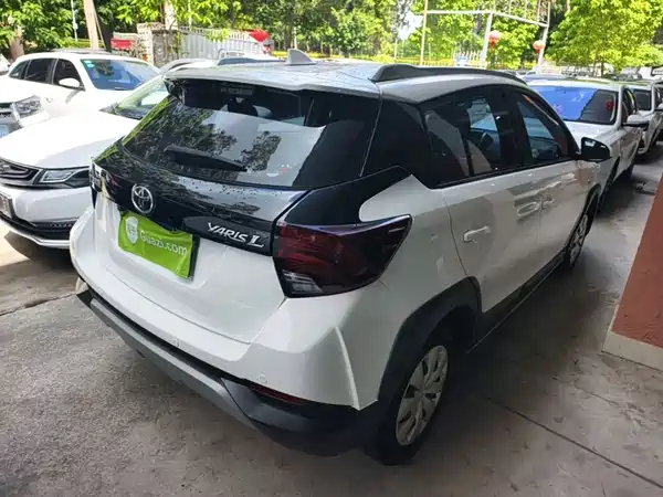 Toyota Yaris L 2020