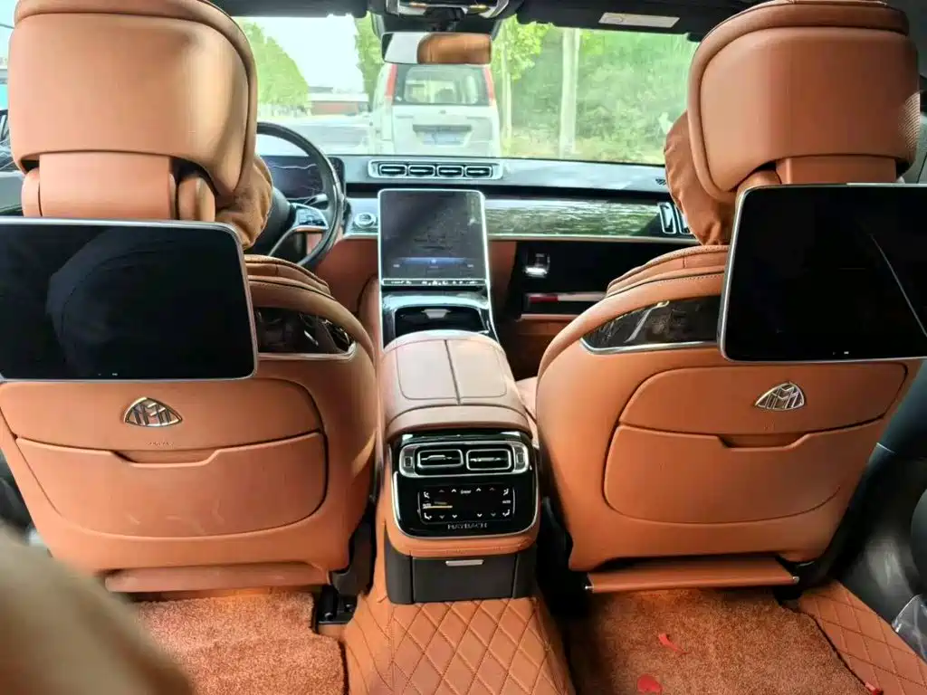 Mercedes-Benz Maybach S-Class 2025