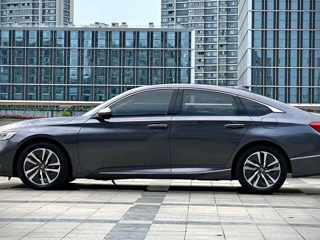 Honda Accord 2020 — фото 8