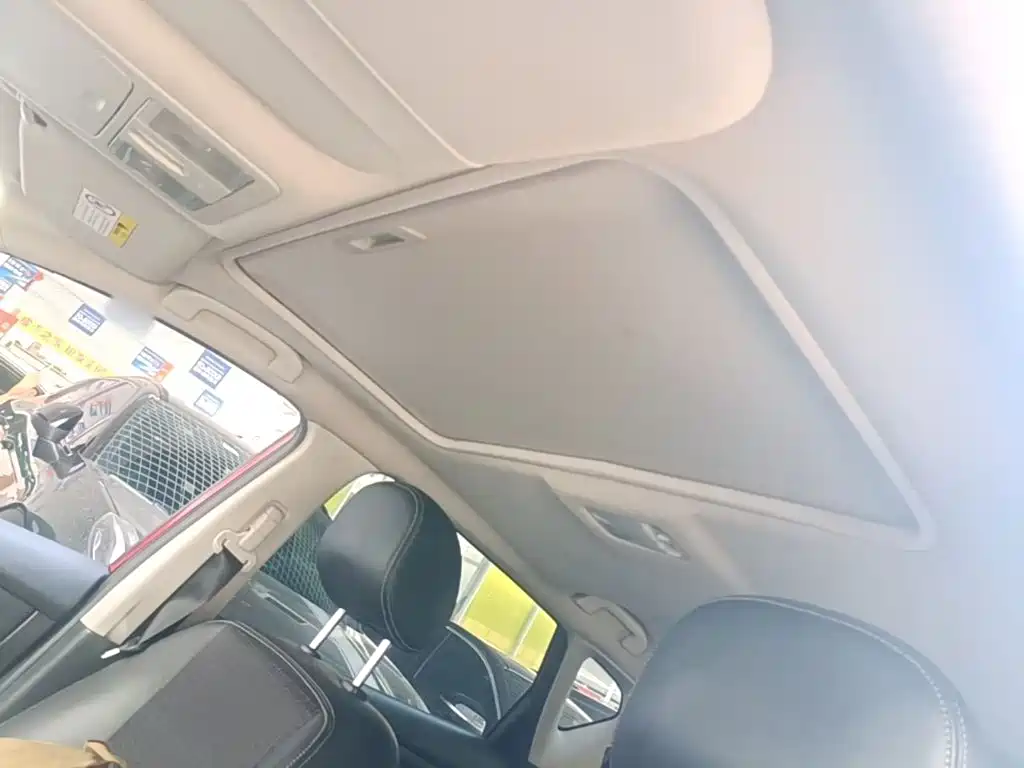 Nissan Tiida 2019 — фото 18