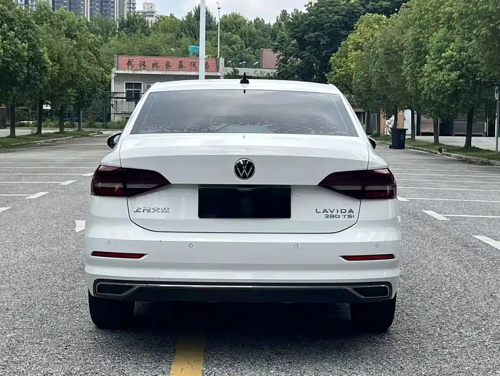 Volkswagen Lavida 2022