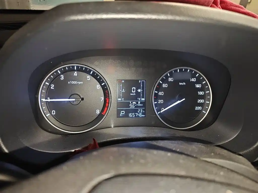 Hyundai ix25 2015 — фото 4