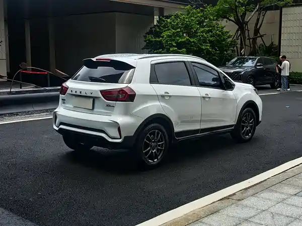 Geely Vision X3 2021