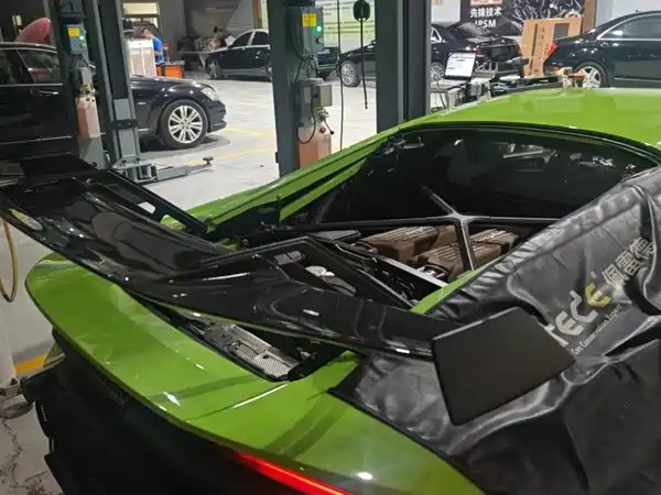 Lamborghini Huracan 2022
