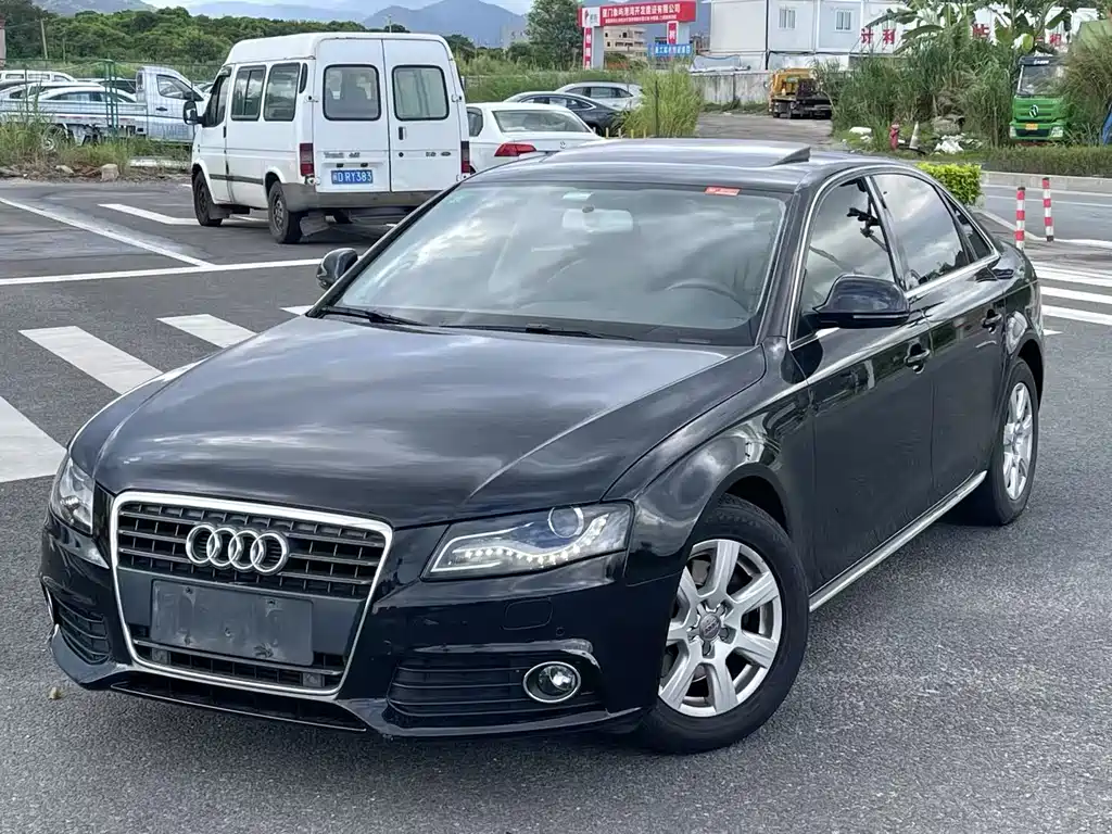 Audi A4L 2012