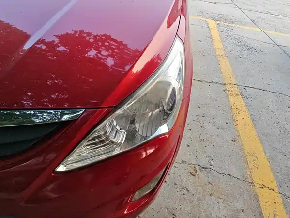 Hyundai Accent 2013