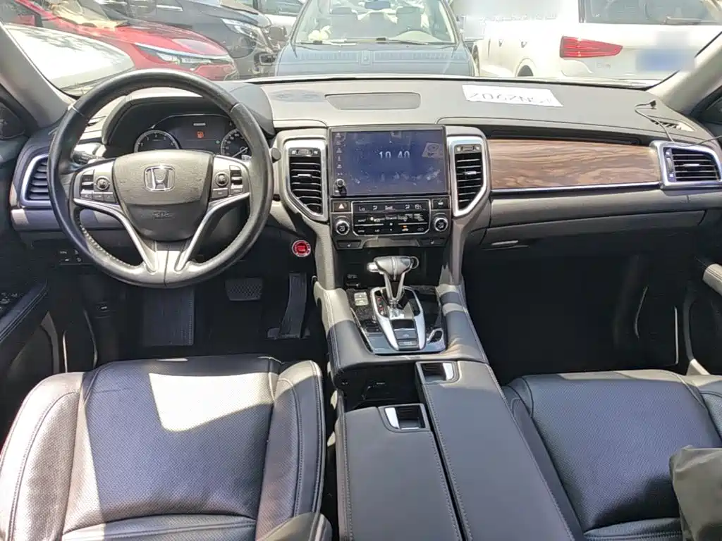 Honda UR-V 2017 — фото 10