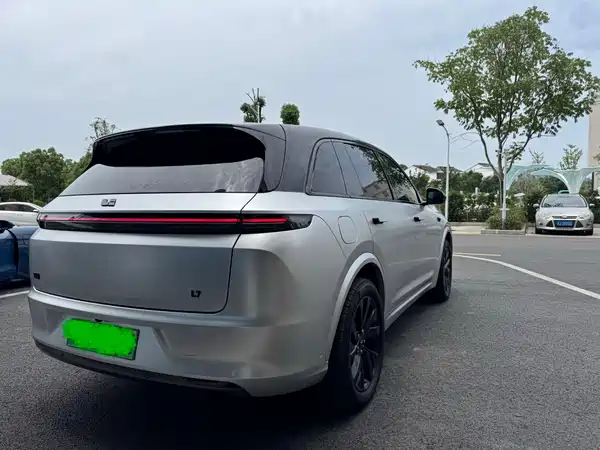 Li Auto L7 2023