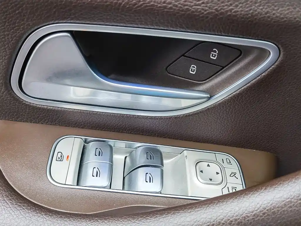 Mercedes-Benz GLE 2020 — фото 38