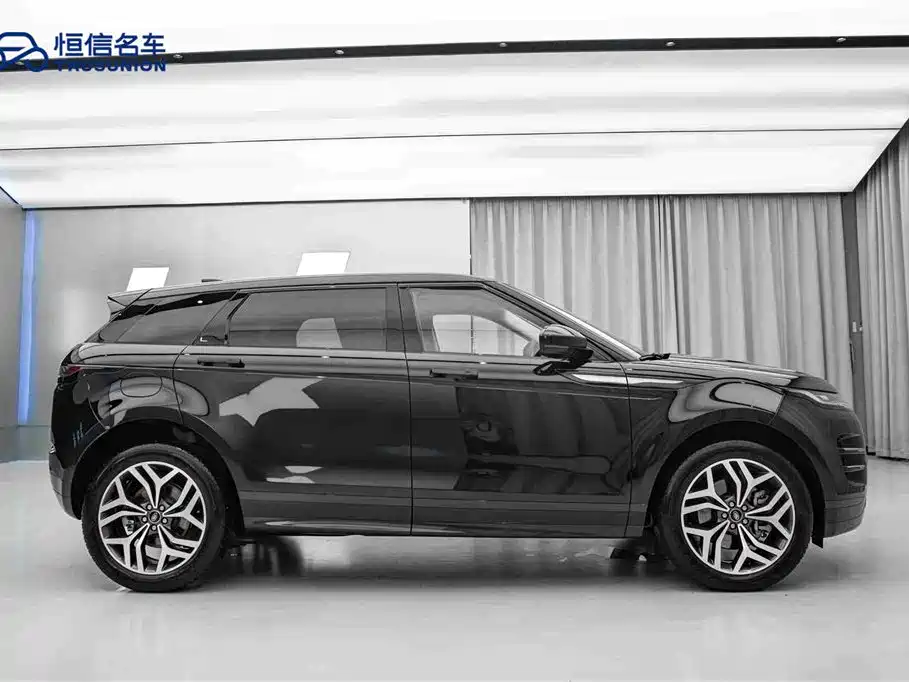Land Rover Evoque 2024 — фото 4