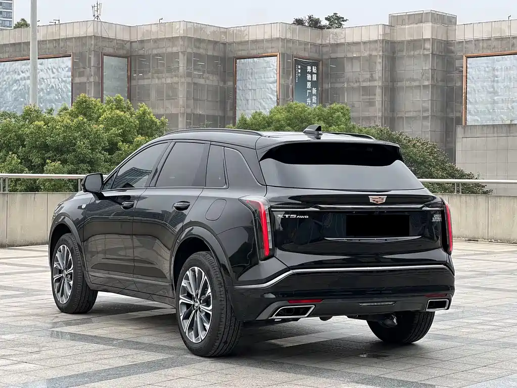 Cadillac XT5 2025
