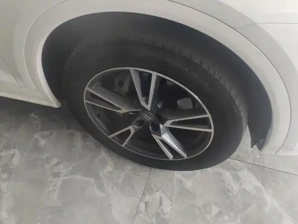 Audi Q5L 2019