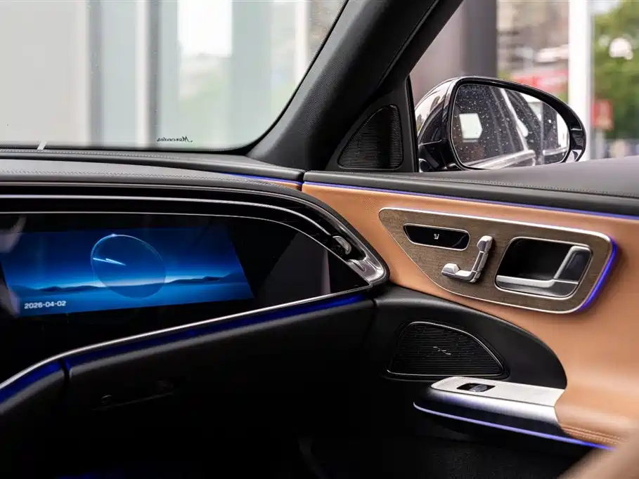 Mercedes-Benz E-Class New Energy 2025 — фото 17