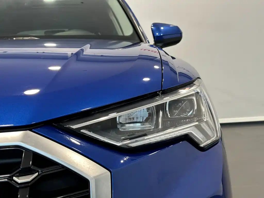 Audi Q3 2020 — фото 12