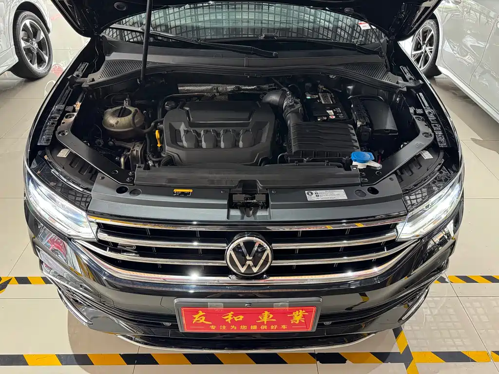 Volkswagen Tiguan L 2023 — фото 15