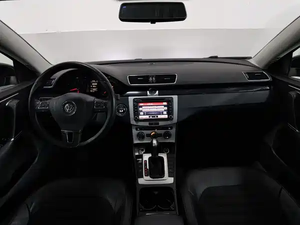 Volkswagen Magotan 2015