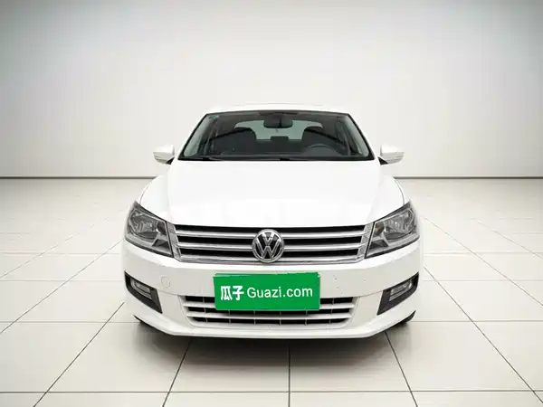 Volkswagen Santana 2014