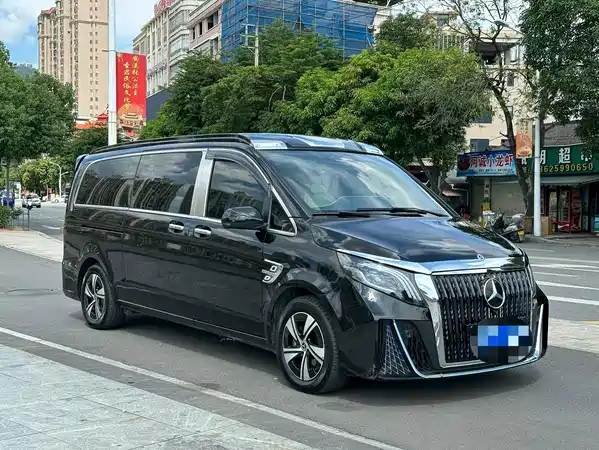 Mercedes-Benz Vito 2025