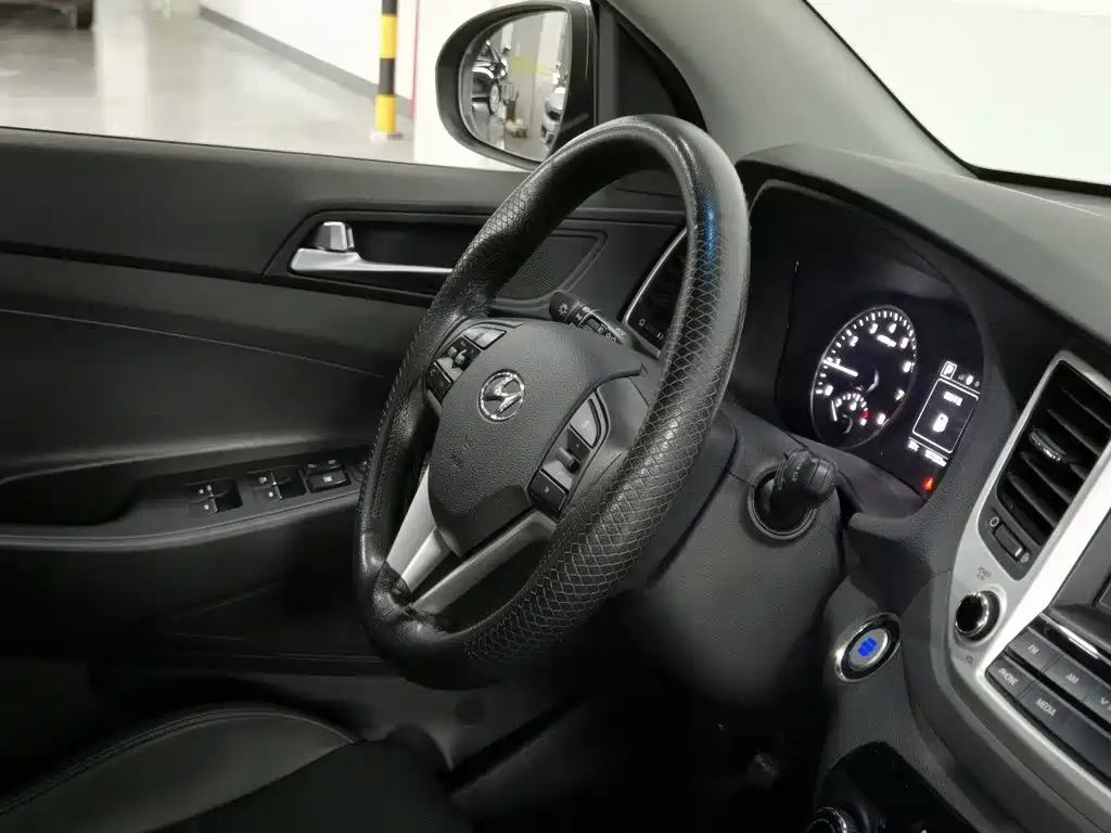 Hyundai Tucson 2016 — фото 22