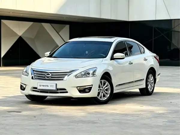Nissan Teana 2014