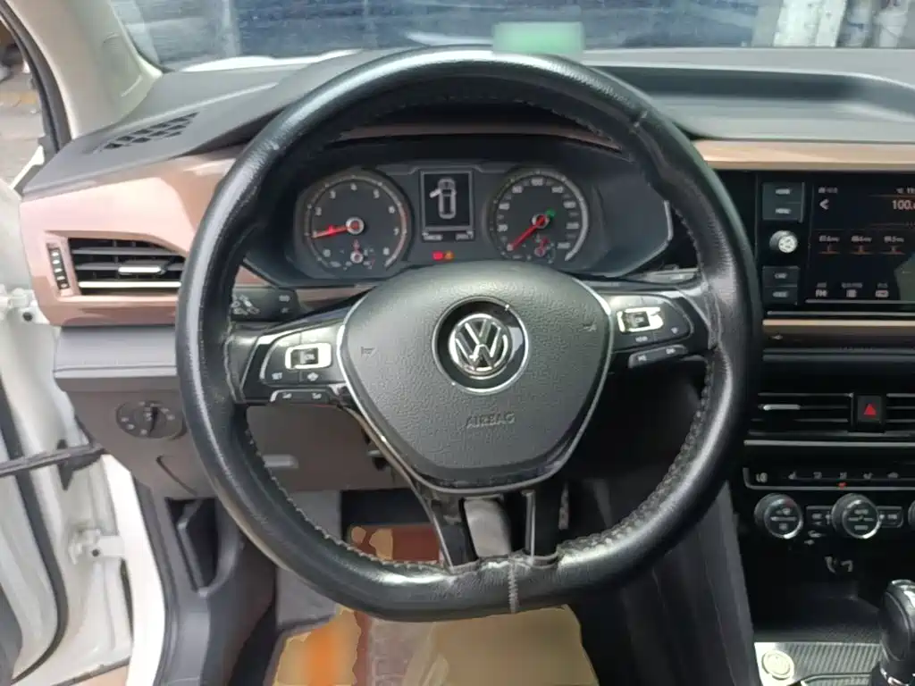 Volkswagen Tharu 2018 — фото 11
