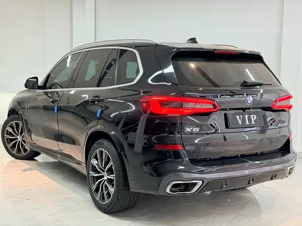 BMW X5 2019