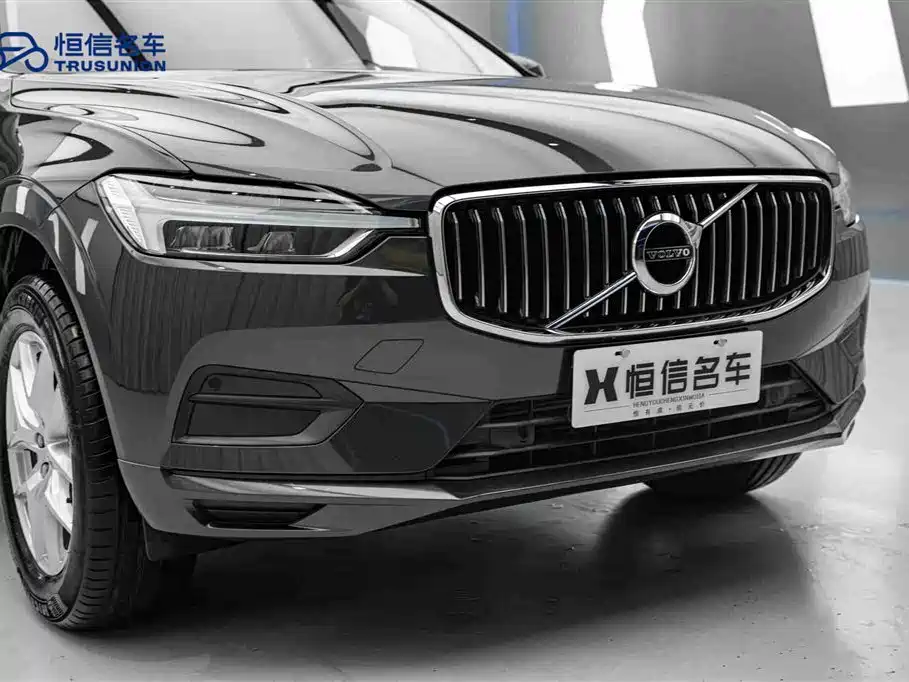 Volvo XC60 2019 — фото 9