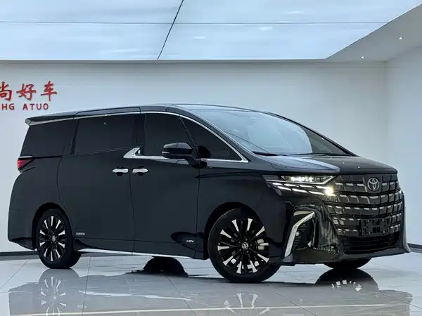 Toyota Alphard 2024