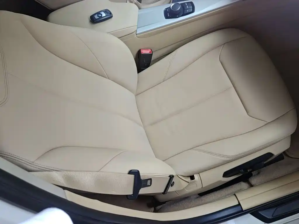 BMW 3 Series 2015 — фото 25
