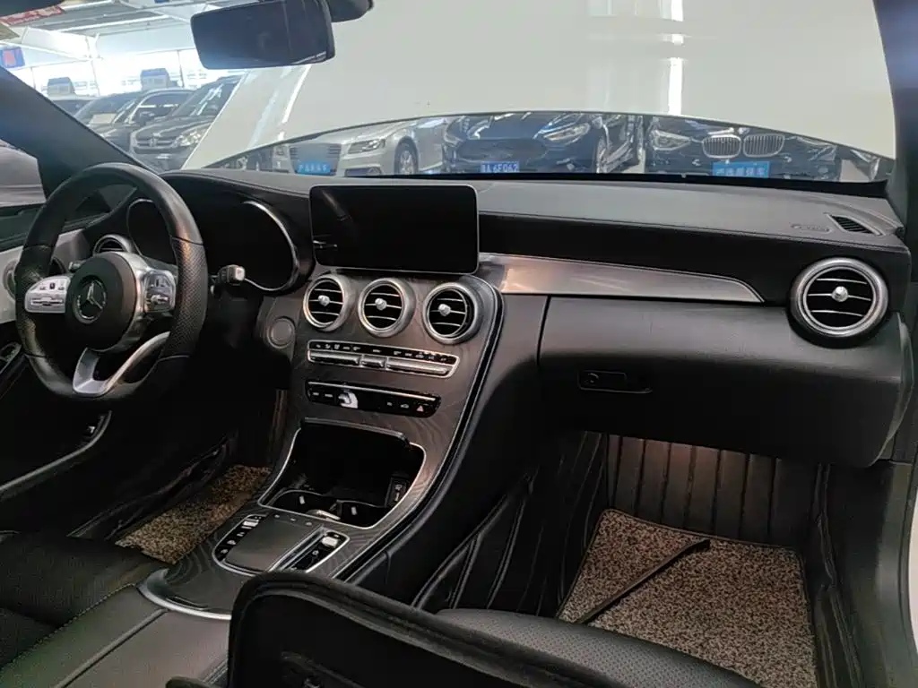 Mercedes-Benz C-Class 2021 — фото 10