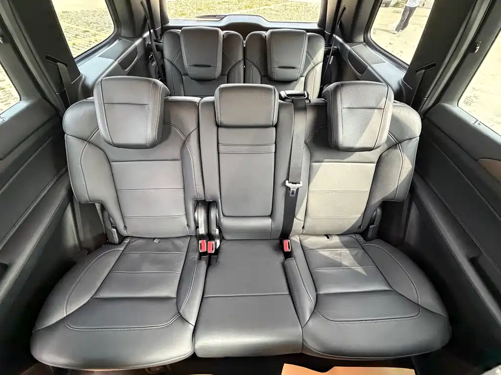 Mercedes-Benz GLS 2017 — фото 19