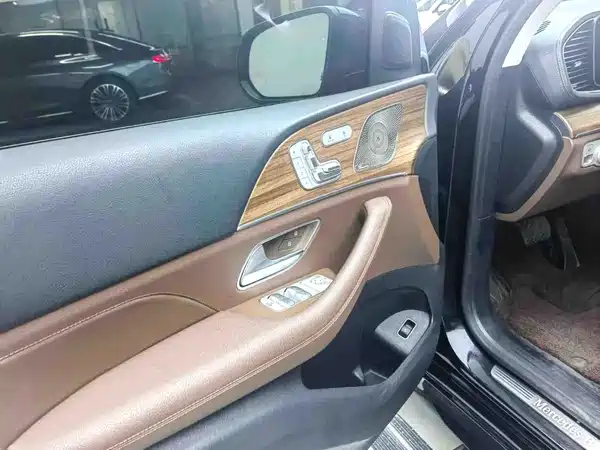 Mercedes-Benz GLE 2024
