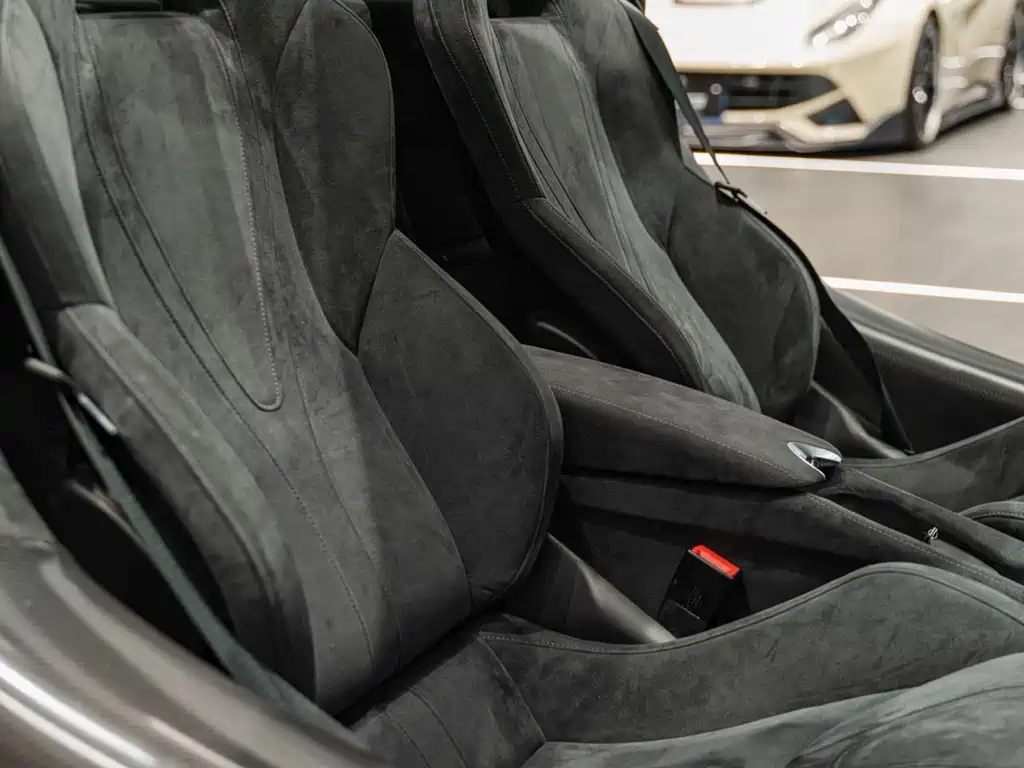 McLaren 720S 2019 — фото 14