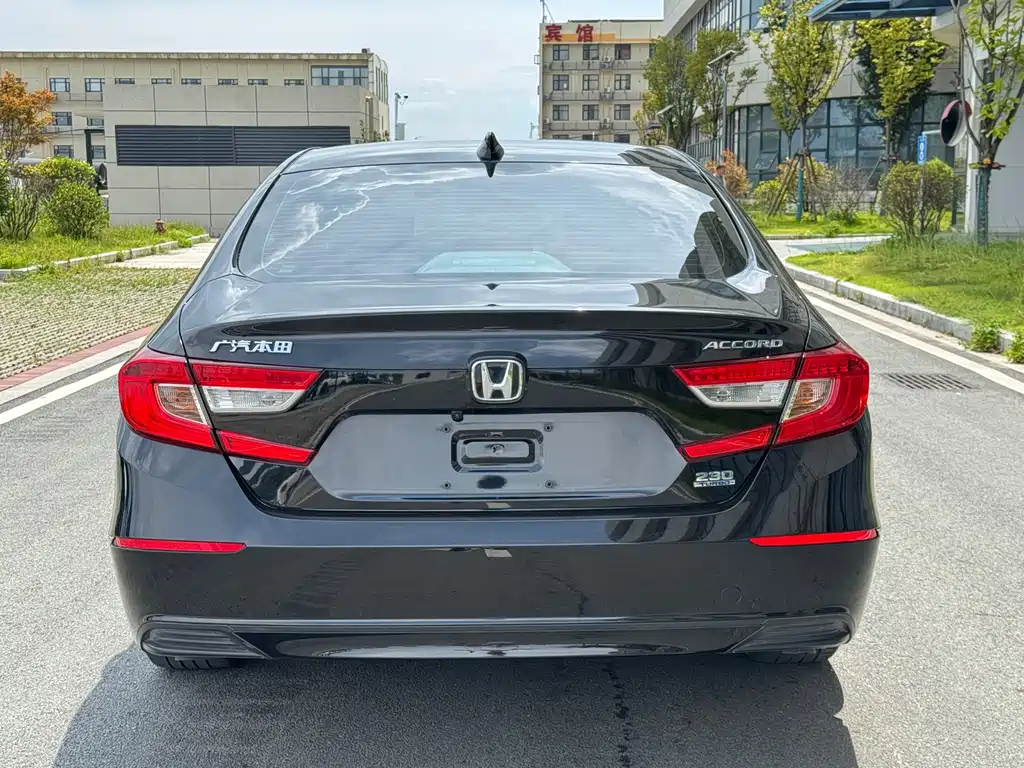 Honda Accord 2021 — фото 4