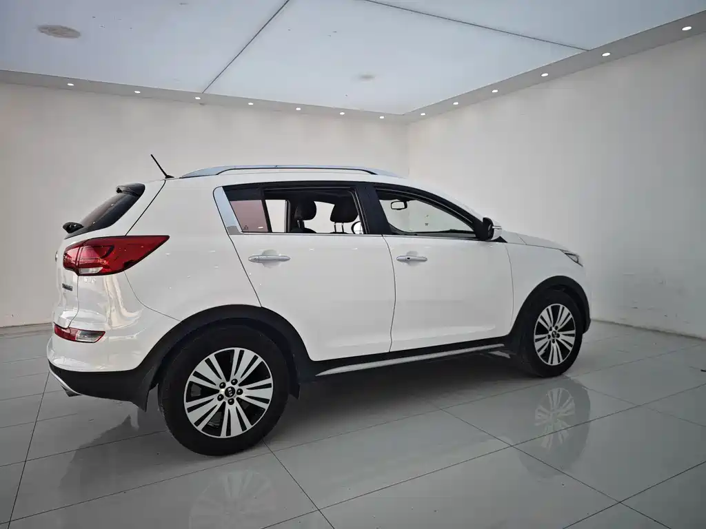 Kia Sportage 2015 — фото 18