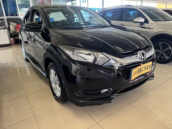 Honda Vezel 2015