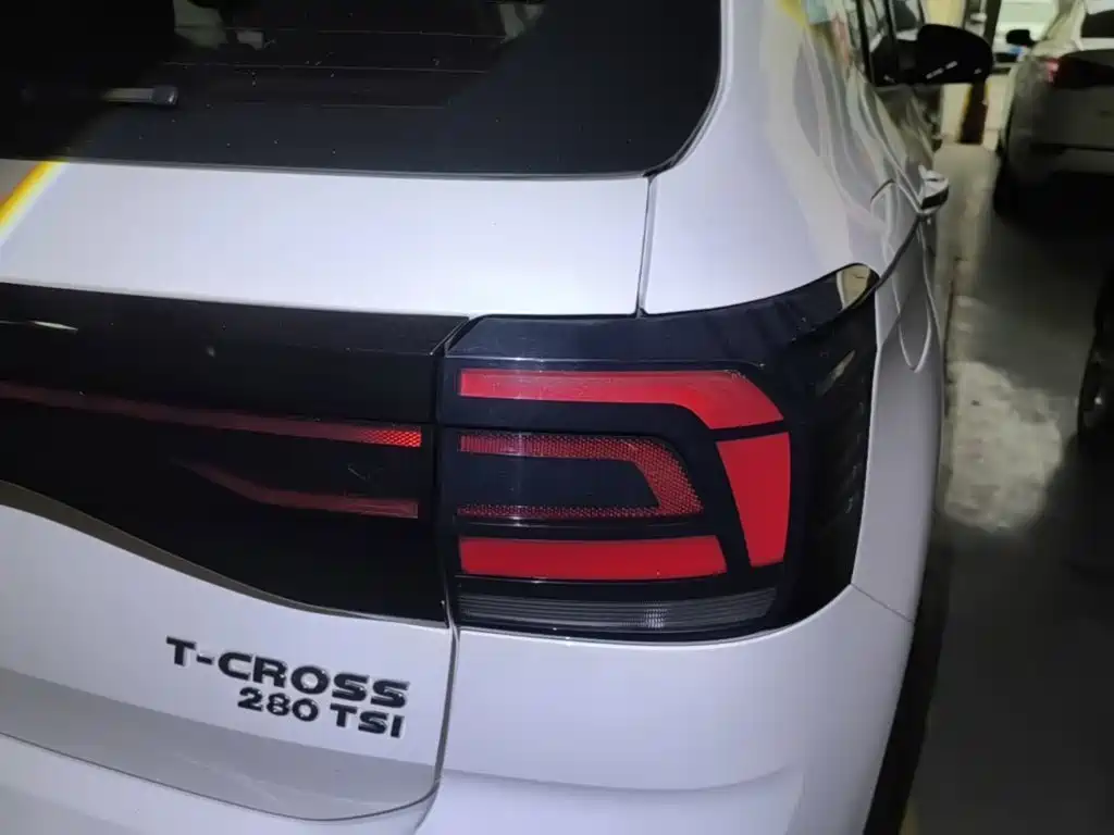 Volkswagen T-Cross 2020 — фото 8