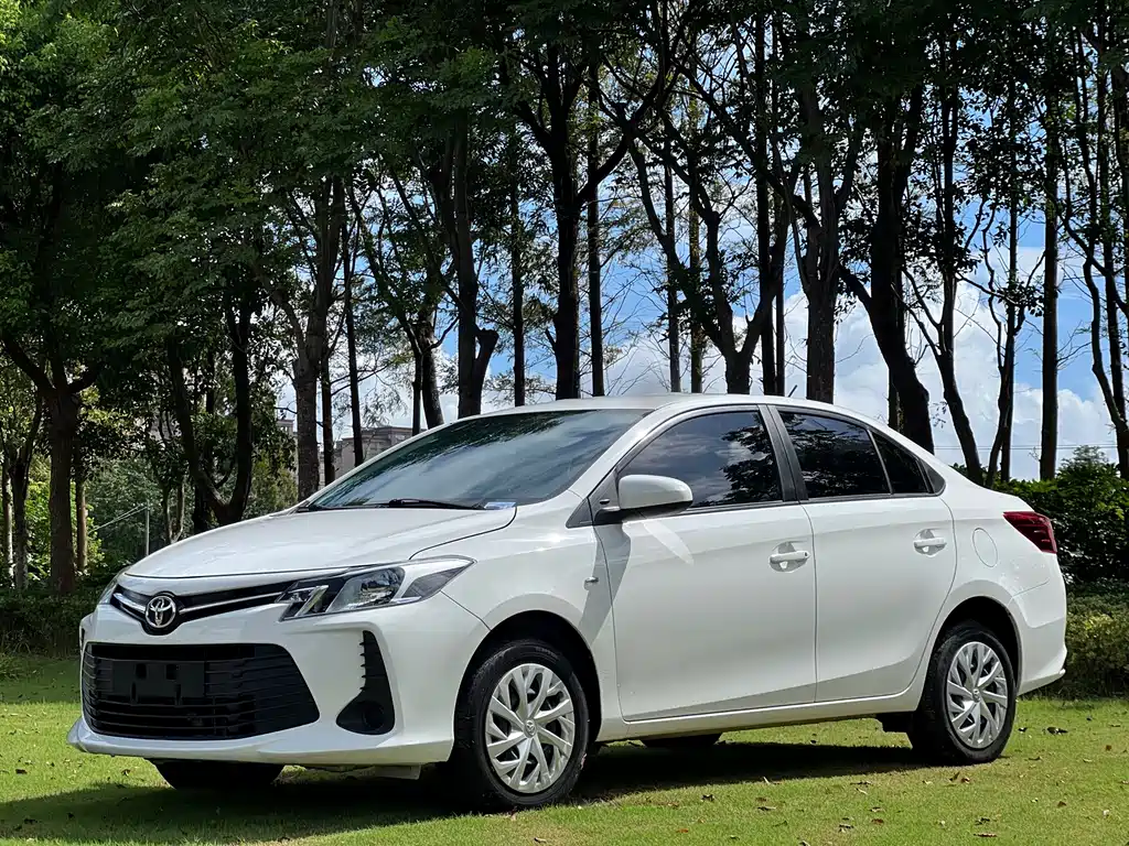 Toyota Vios 2020 — фото 1