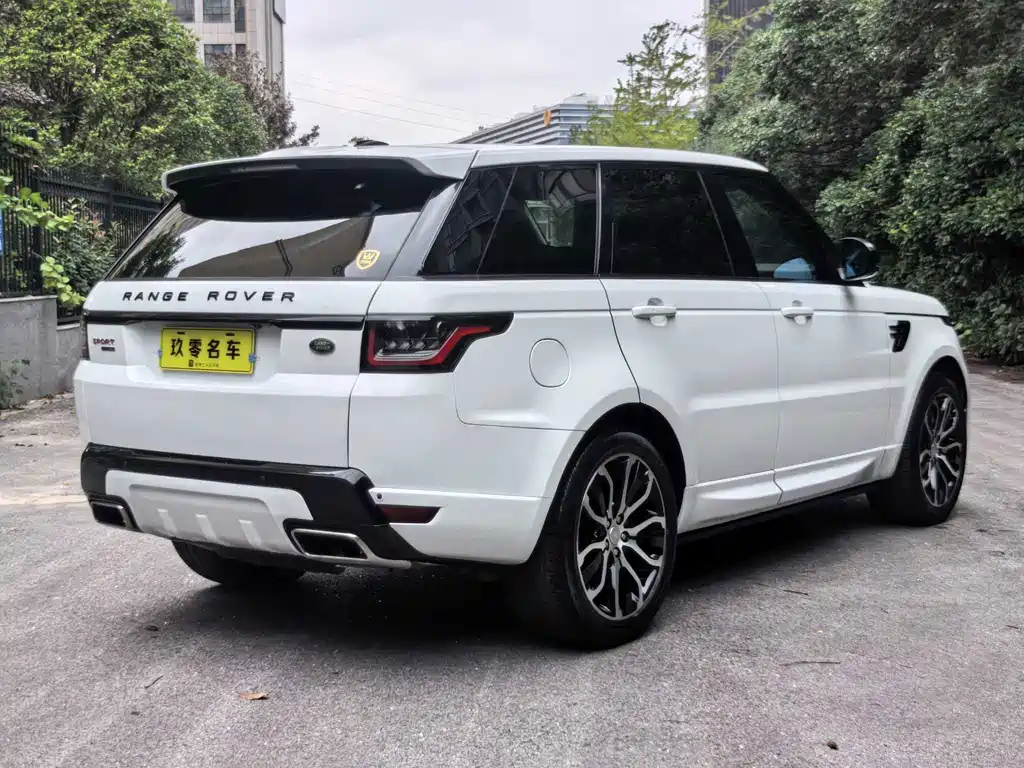 Land Rover Range Rover Sport 2017 — фото 18